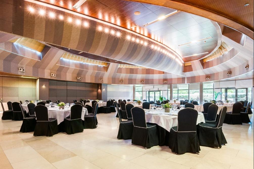 Eurostars Suites Mirasierra Μαδρίτη Εξωτερικό φωτογραφία The ballroom