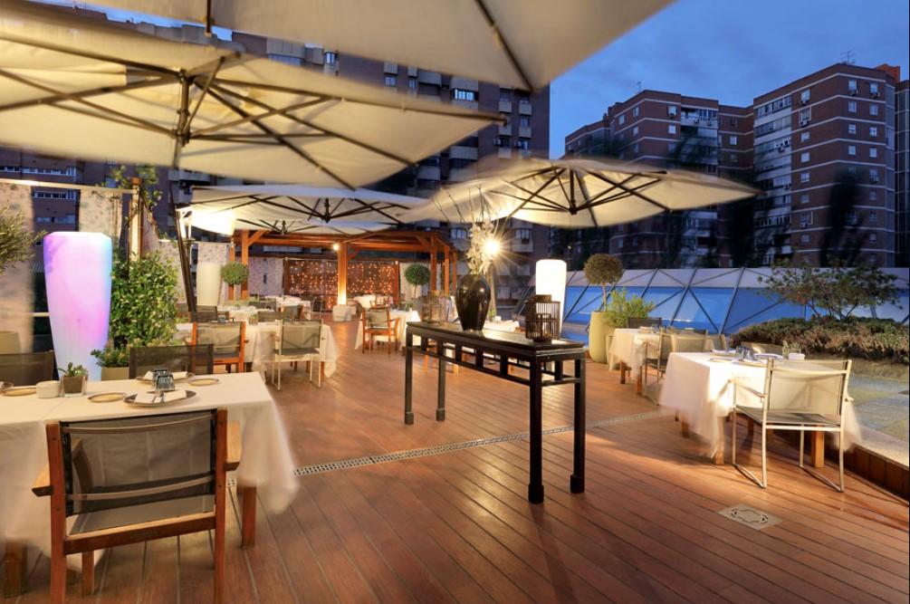 Eurostars Suites Mirasierra Μαδρίτη Εξωτερικό φωτογραφία The restaurant
