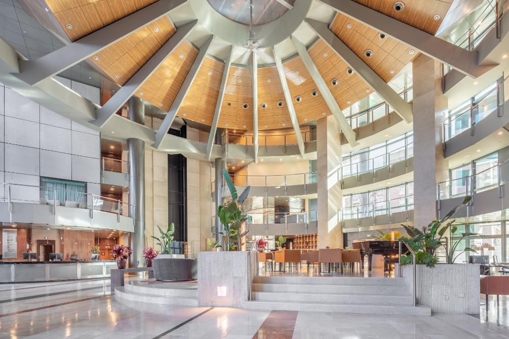 Eurostars Suites Mirasierra Μαδρίτη Εξωτερικό φωτογραφία The lobby of the hotel