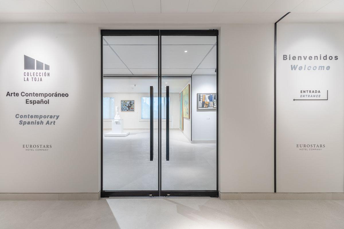 Eurostars Suites Mirasierra Μαδρίτη Εξωτερικό φωτογραφία Entrance to the museum
